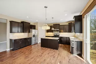 5270 Jewel Ln N, Plymouth, MN 55446 - Photo 11