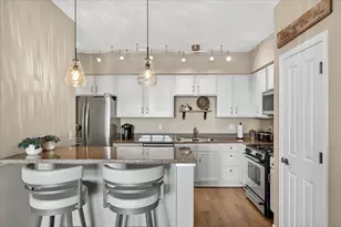 500 E Grant St, Minneapolis, MN 55404 - Photo 11