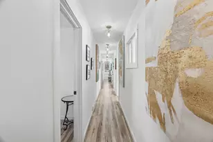 201 Townes Ln, Wayzata, MN 55391 - Photo 17