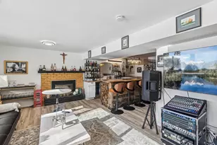 201 Townes Ln, Wayzata, MN 55391 - Photo 21