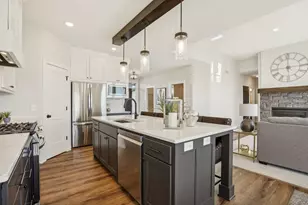 19969 Harrisburg Wy, Lakeville, MN 55044 - Photo 9