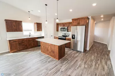1394 Prairie Lane, Wahpeton,  58075 - Photo 5