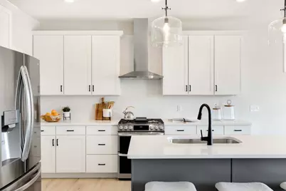 3468 Knightsbridge Trail N, Lake Elmo, MN 55042 - Photo 3