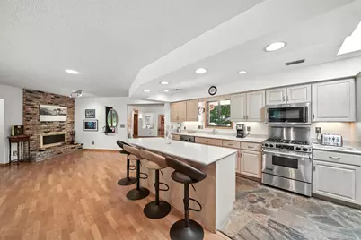 1000 Heritage Lane, Orono, MN 55391 - Photo 21