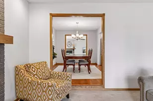 4015 Cottonwood Ln N, Plymouth, MN 55441 - Photo 9