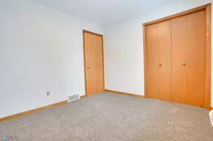 1815 20th Ave S, Moorhead, MN 56560 - Photo 31