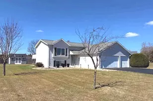 1003 Front Ave S, Park Rapids, MN 56470 - Photo 1