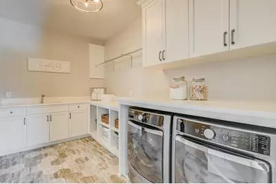 21 Cherrywood Circle, North Oaks, MN 55127 - Photo 21