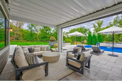 21 Cherrywood Circle, North Oaks, MN 55127 - Photo 3