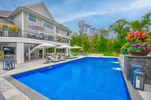 21 Cherrywood Cir, North Oaks, MN 55127 - Photo 9