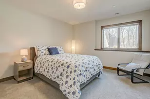 21 Cherrywood Cir, North Oaks, MN 55127 - Photo 39