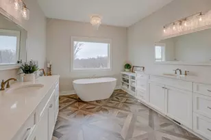 21 Cherrywood Cir, North Oaks, MN 55127 - Photo 25
