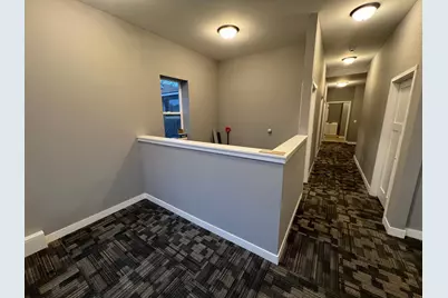 1076 Maryland Avenue E, Saint Paul, MN 55106 - Photo 3