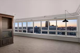 168 6th St E, Saint Paul, MN 55101 - Photo 39