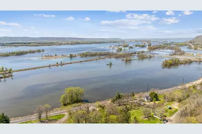 260 N State Road 35, Alma, WI 54610 - Photo 21