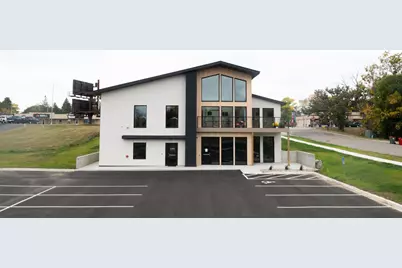 403 3rd Avenue E #Suite 3, Alexandria, MN 56308 - Photo 1