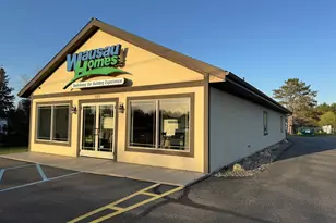 920 Washington Ave S, Bemidji, MN 56601 - Photo 1