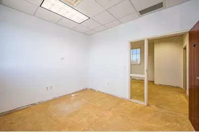 757 S State Street #Suite 4, Fairmont, MN 56031 - Photo 3