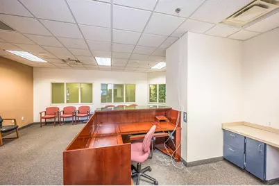 757 S State Street #Suite 8, Fairmont, MN 56031 - Photo 3