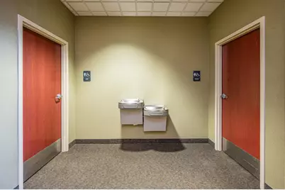 757 S State Street #Suite 9, Fairmont, MN 56031 - Photo 9