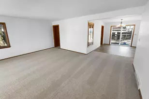 69 Langer Cir, West Saint Paul, MN 55118 - Photo 9