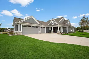 124 Spring Farm Rd, North Oaks, MN 55127 - Photo 1