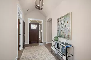 124 Spring Farm Rd, North Oaks, MN 55127 - Photo 3