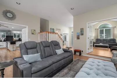 1972 Fox Valley Drive SW, Rochester, MN 55902 - Photo 3