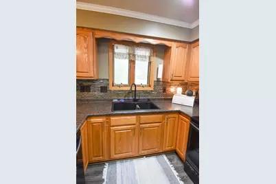 114 Fern Road, Thief River Falls, MN 56701 - Photo 9