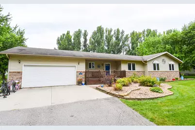 114 Fern Road, Thief River Falls, MN 56701 - Photo 3