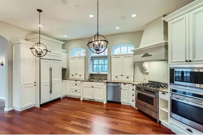 1600 Kenwood Parkway, Minneapolis, MN 55405 - Photo 21