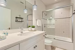 1600 Kenwood Pkwy, Minneapolis, MN 55405 - Photo 39