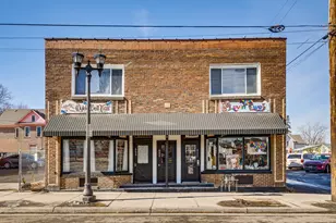 609 Dale St N, Saint Paul, MN 55103 - Photo 1