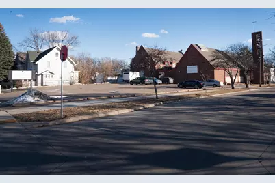 1922 25th Avenue N, Minneapolis, MN 55411 - Photo 21