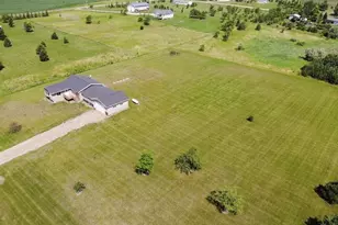 41165 427th St, Perham, MN 56573 - Photo 9