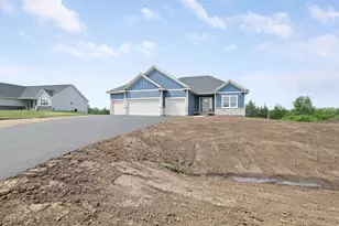 416 Moelter Ln, Hudson, WI 54016 - Photo 3