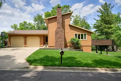 811 Church Hill Lane, Glencoe, MN 55336 - Photo 1