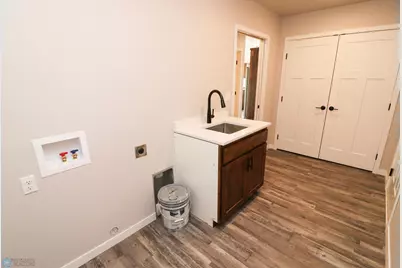 1410 Prairie Lane, Wahpeton,  58075 - Photo 11