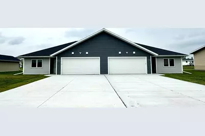 512 Garfield Street SE, Warroad, MN 56763 - Photo 1