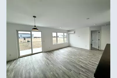 512 Garfield Street SE, Warroad, MN 56763 - Photo 7