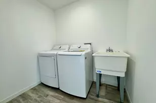 512 Garfield St SE, Warroad, MN 56763 - Photo 15