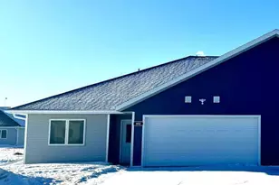 602 Garfield St SE, Warroad, MN 56763 - Photo 17