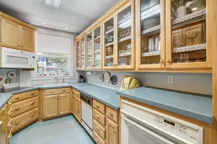 857 Fairmount Ave, Saint Paul, MN 55105 - Photo 11