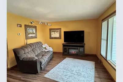 1001 1st Avenue NW, Pelican Rapids, MN 56572 - Photo 21