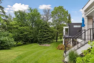 209 Westwood Dr N, Golden Valley, MN 55422 - Photo 41