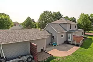 227 E 2nd St, Blue Earth, MN 56013 - Photo 75