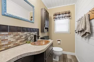 227 E 2nd St, Blue Earth, MN 56013 - Photo 9