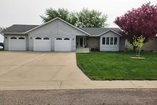 1706 McLeod Ave N, Glencoe, MN 55336 - Photo 1