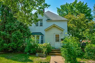 212 E 3rd St, New Richmond, WI 54017 - Photo 1