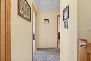 2929 Hemingway Dr, Chaska, MN 55318 - Photo 21